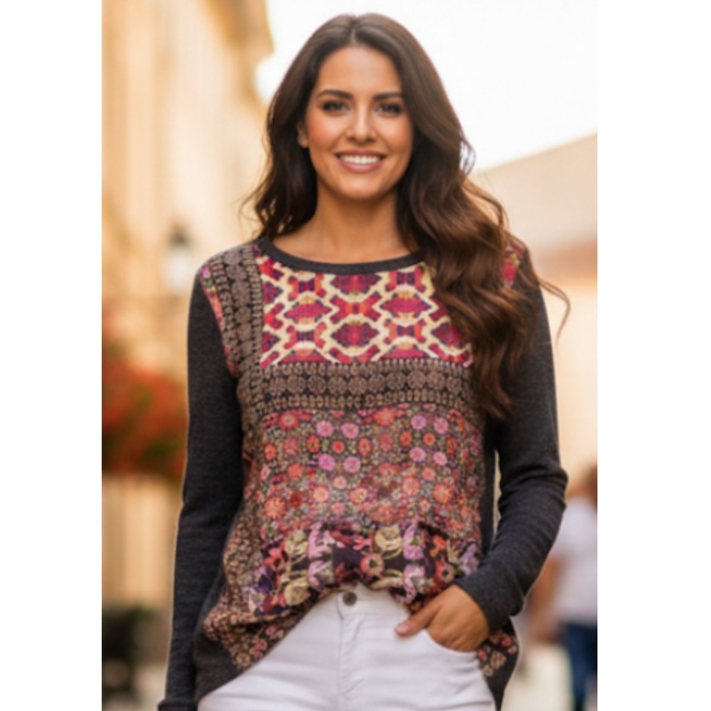Forever 21 Long Sleeve Tee Boho Print Medium